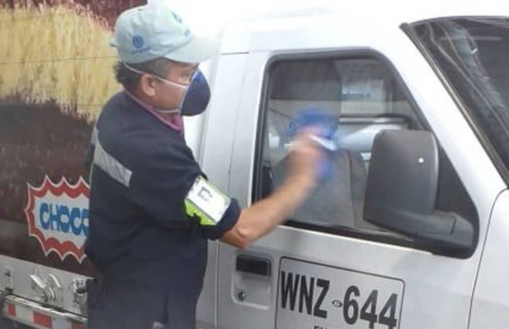Desinfección de vehículos de reparto